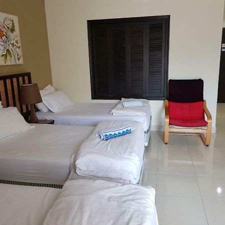 Gold Coast Morib Ain Studio Kampong Tanjong Pechah Bagian luar foto